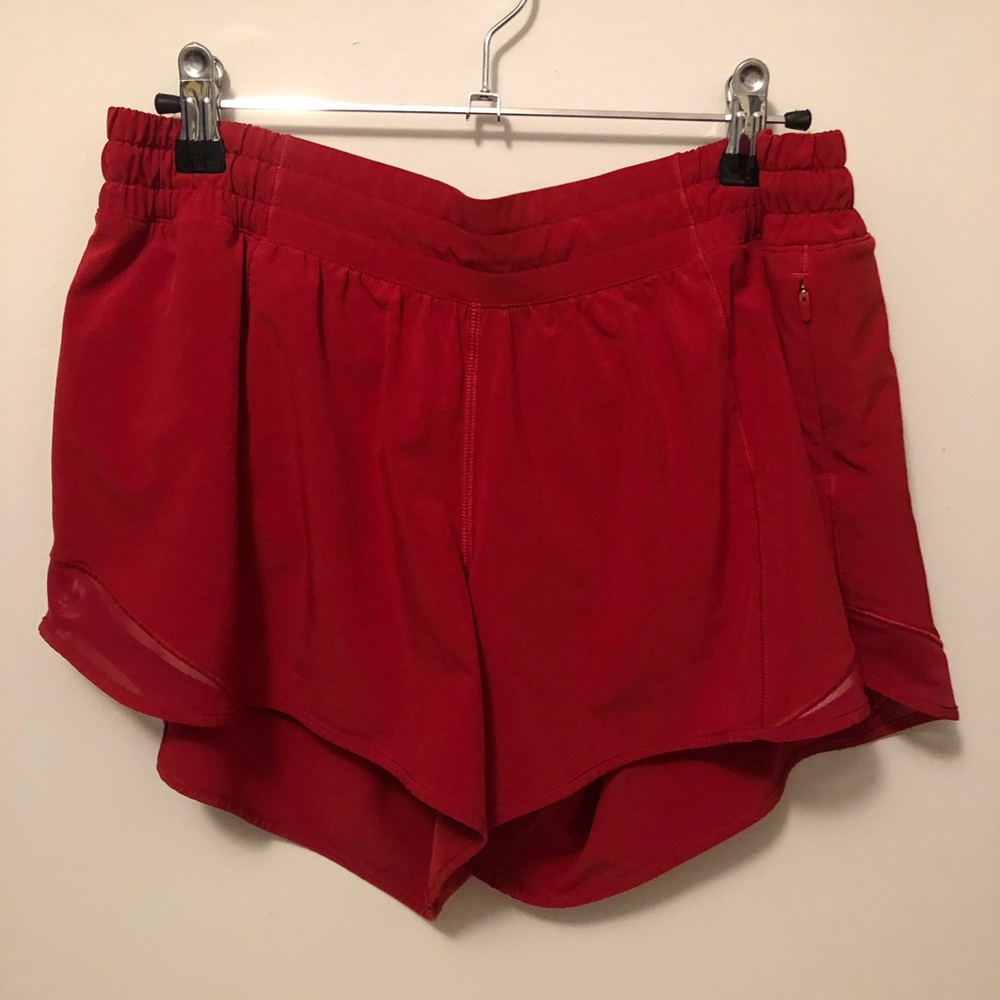 Lululemon Hotty Hot Shorts - Size 10